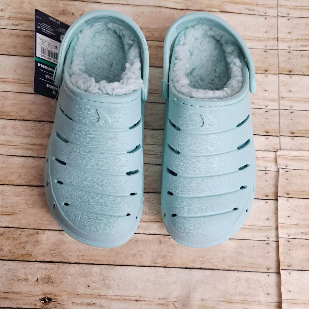 Rugged Shark Unisex Toddler Kids Mint Green Fleece-Lined Clogs Slippers